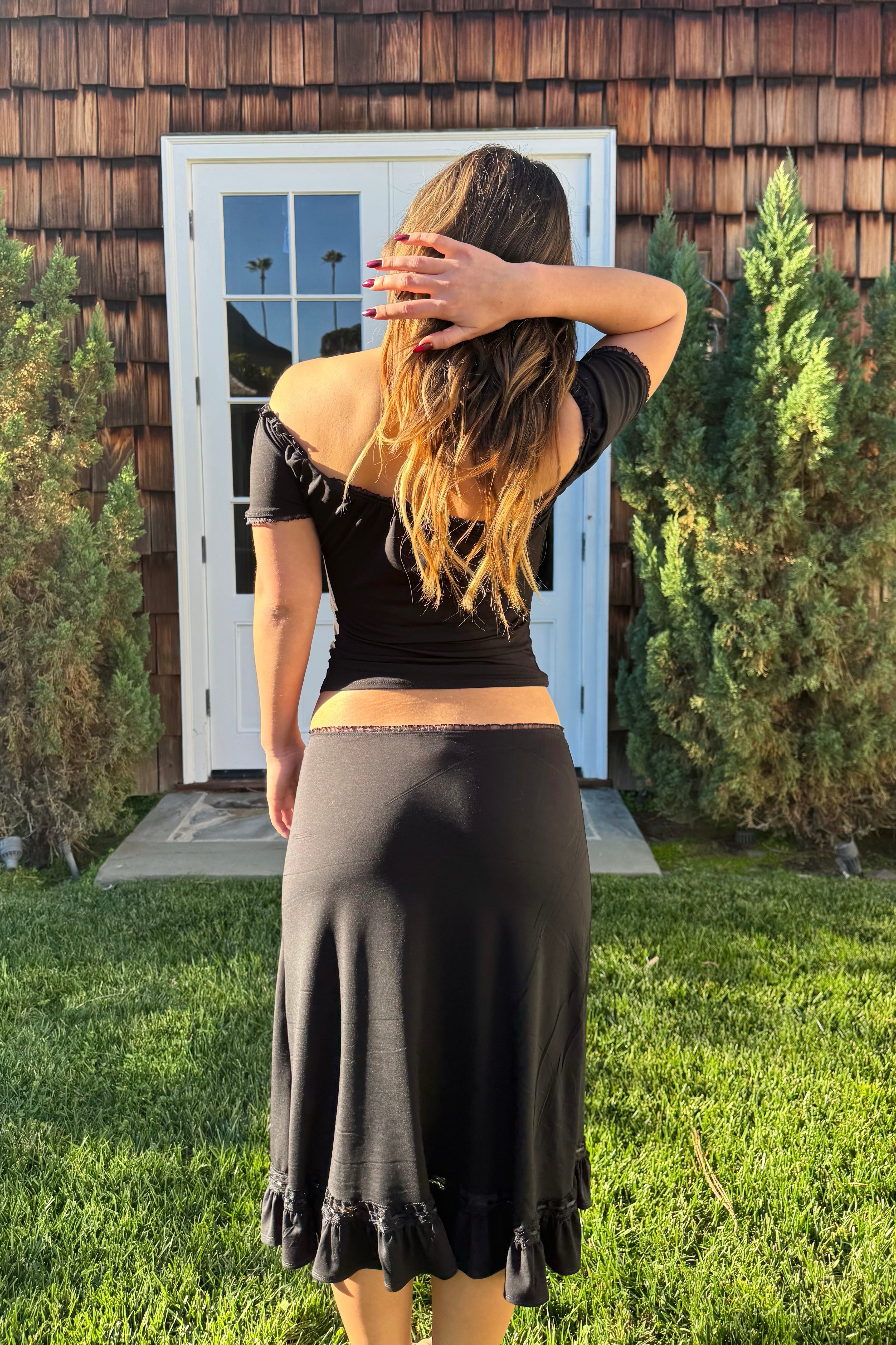 THE AMELIE SKIRT — BLACK